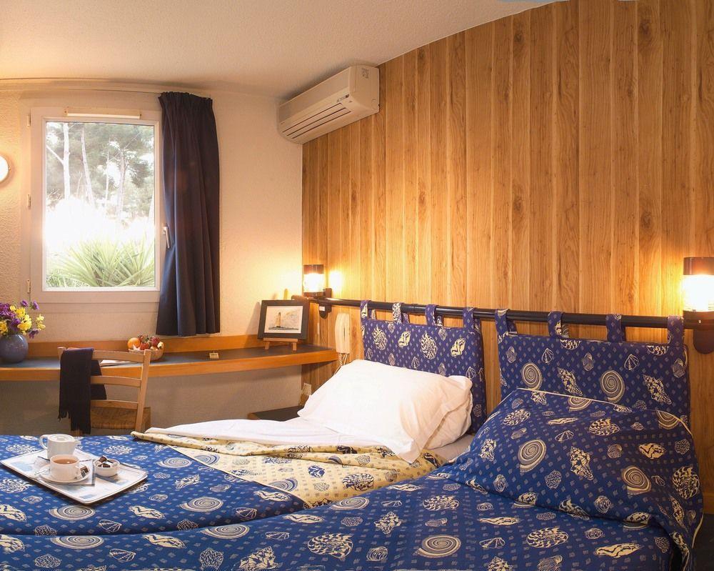 Stars Antibes Hotel Biot Eksteriør billede