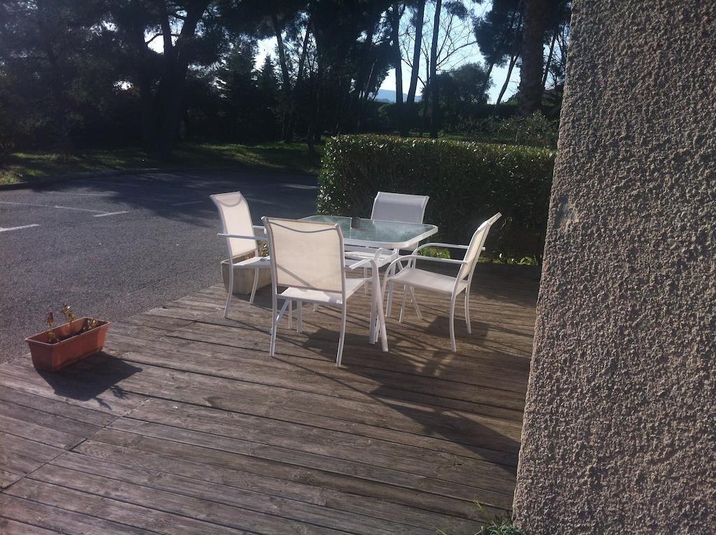 Stars Antibes Hotel Biot Eksteriør billede