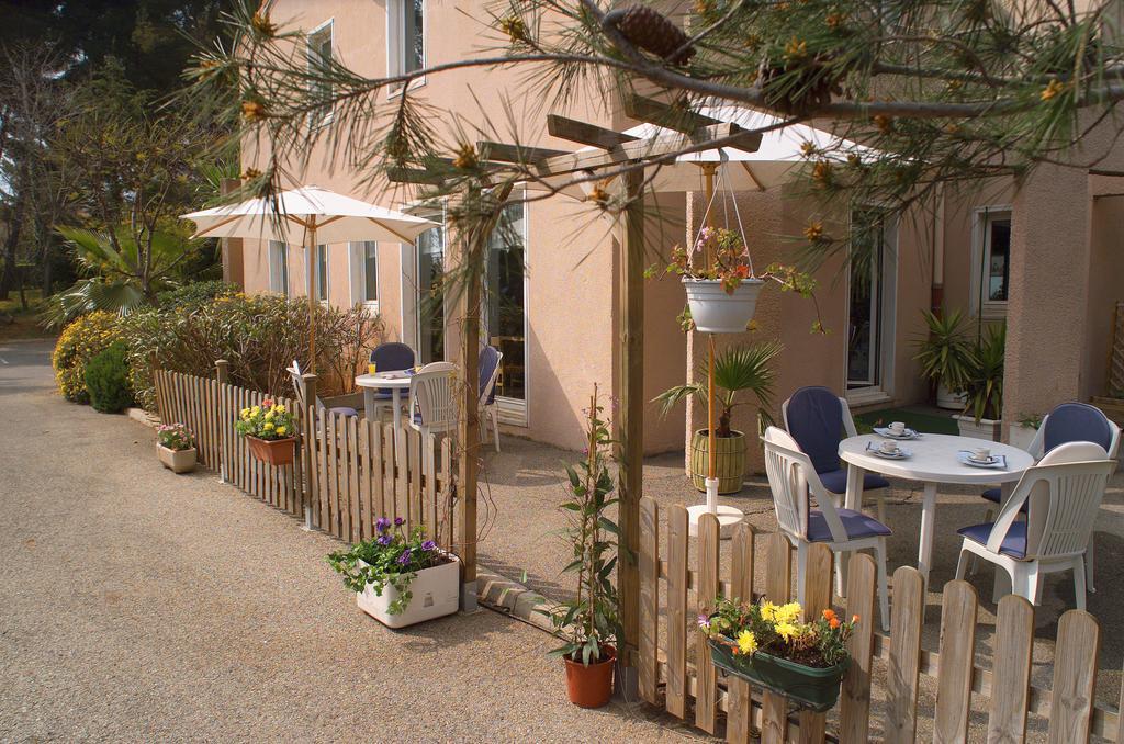 Stars Antibes Hotel Biot Eksteriør billede